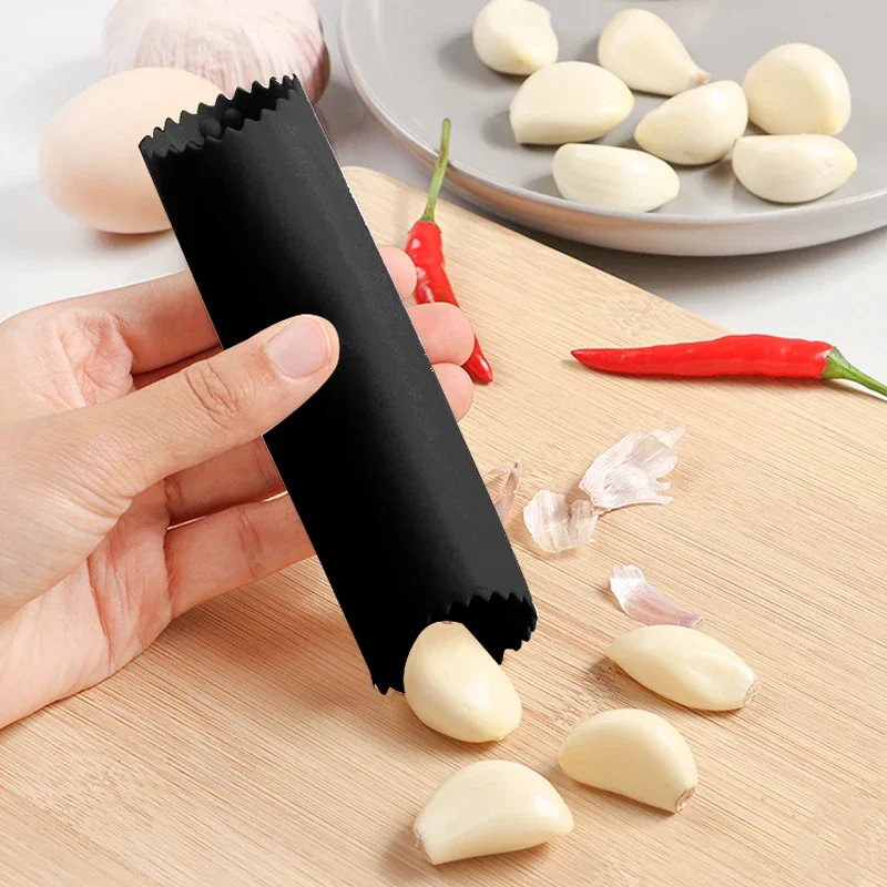 Kitchen Gadgets Youtube - 1 szt. Silikonowy obierak do czosnku,